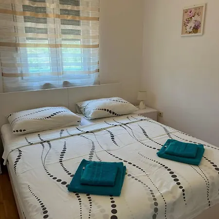 Beachfront Floor Apartment Trogir