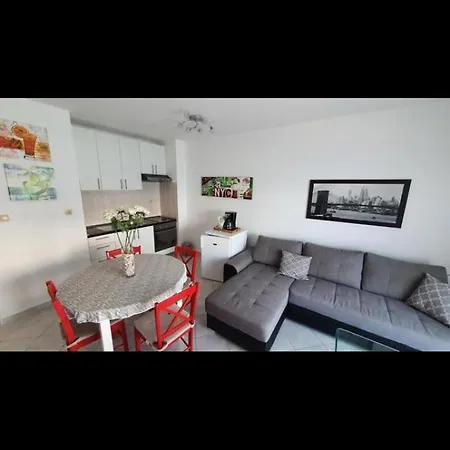 Beachfront Floor Lägenhet Trogir